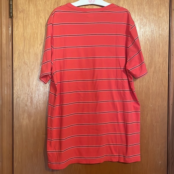 •OLD NAVY•RED STRIPED SHORT SLEEVE SOFT WASH T-SHIRT IN SIZE XL(TALL) - Picture 2 of 5